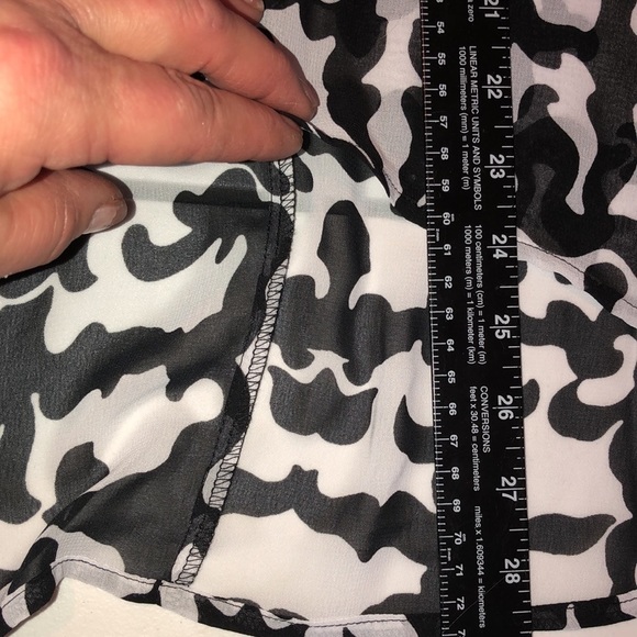 Nicole Miller large sleeveless high low semi sheer top black and aqua green - Picture 5 of 12